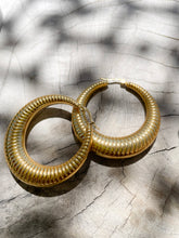 Load image into Gallery viewer, The Amoy Textured Hoops
