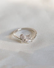 Load image into Gallery viewer, The Swan Ring
