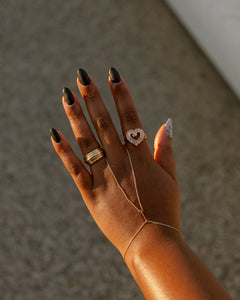 Monea's Signature Hand-Chain